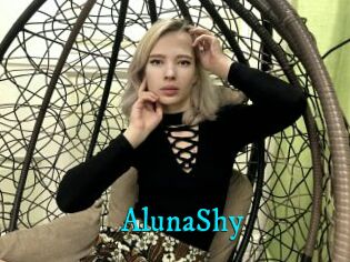 AlunaShy