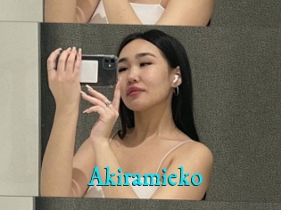 Akiramieko