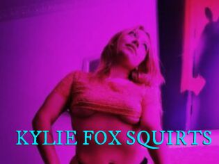 KYLIE_FOX_SQUIRTS