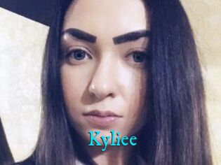 Kyliee_