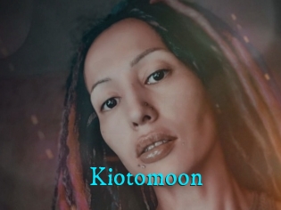 Kiotomoon