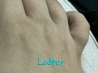 Lady05