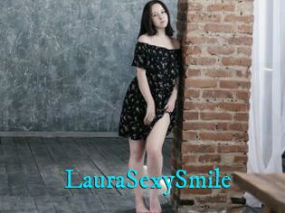 LauraSexySmile