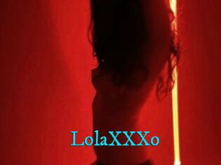 LolaXXXo