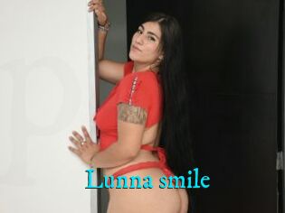 Lunna_smile