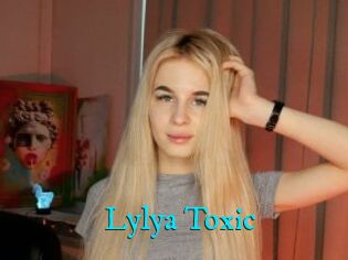 Lylya_Toxic