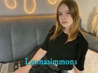 Leonasimmons