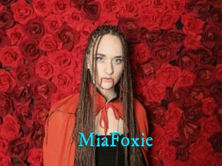 MiaFoxie