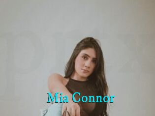 Mia_Connor
