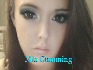 Mia_Cumming
