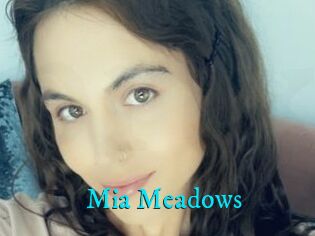 Mia_Meadows