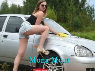 Mona_Mour