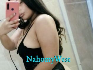 NahomyWest
