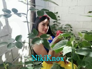 NikiKnox