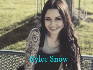 Rylee_Snow
