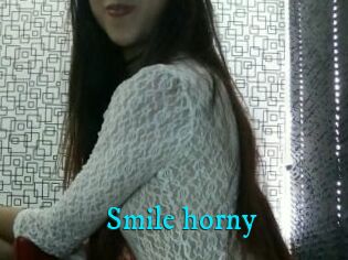 Smile_horny