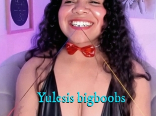 Yulesis_bigboobs